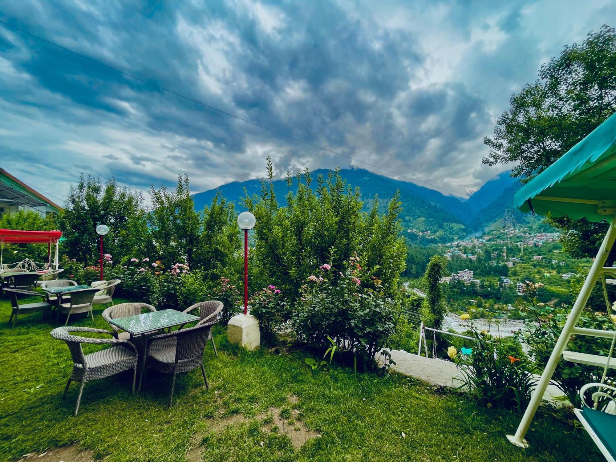 Naina Deventure Resort, Manali - Premium Rooms With Centrally Heated & Scenic View Dış mekan fotoğraf