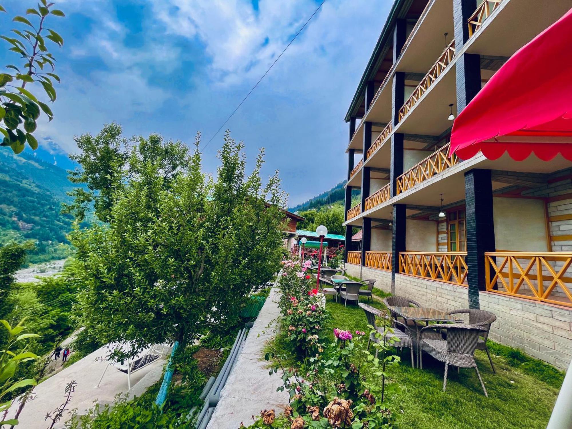 Naina Deventure Resort, Manali - Premium Rooms With Centrally Heated & Scenic View Dış mekan fotoğraf