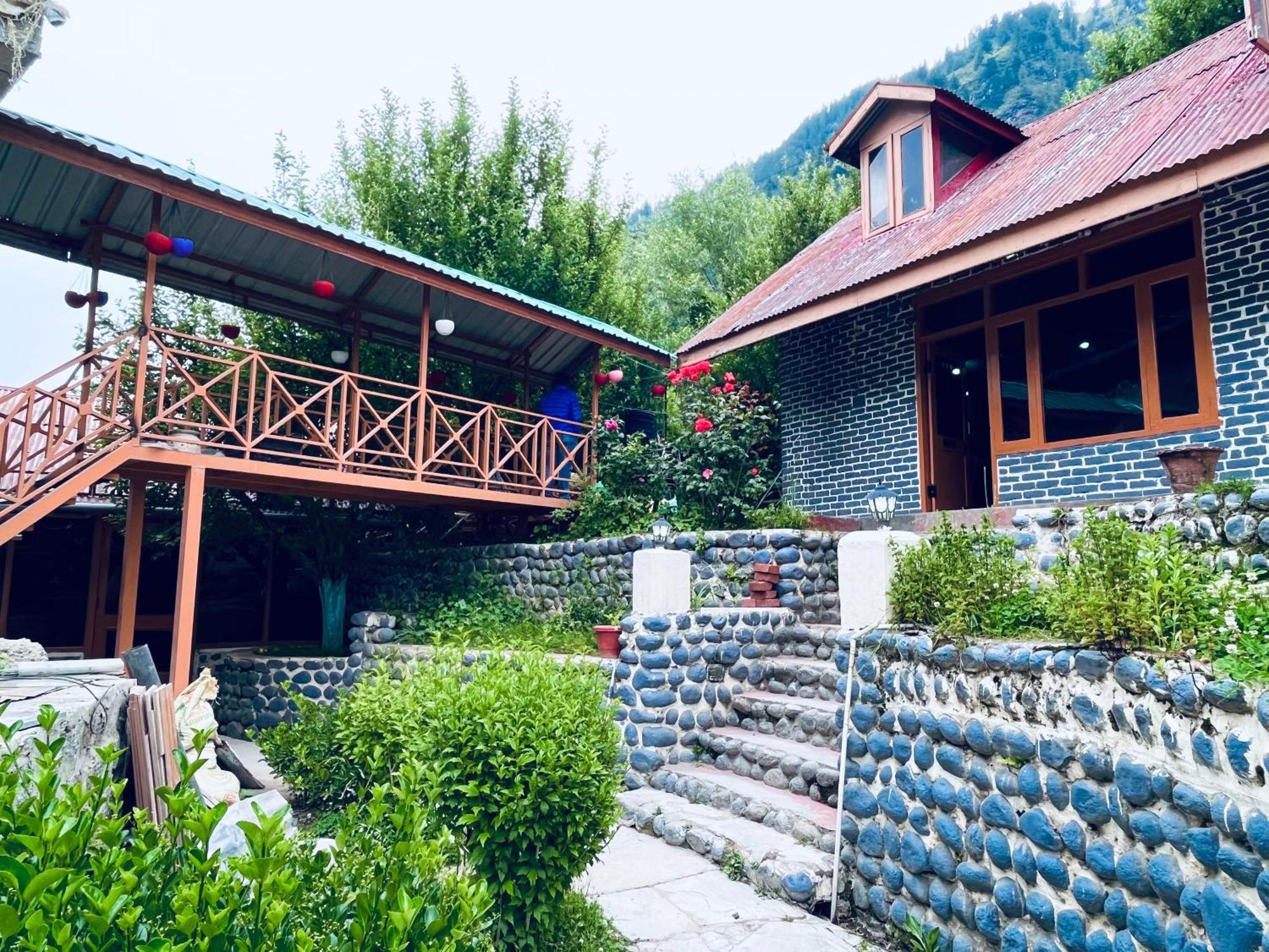 Naina Deventure Resort, Manali - Premium Rooms With Centrally Heated & Scenic View Dış mekan fotoğraf