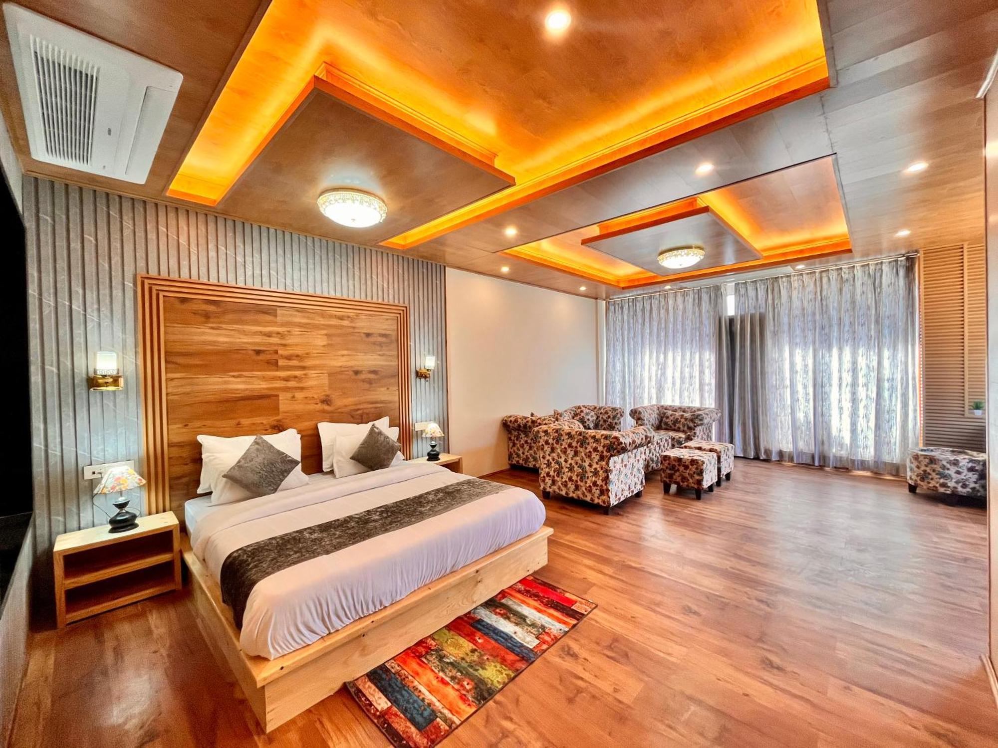 Naina Deventure Resort, Manali - Premium Rooms With Centrally Heated & Scenic View Dış mekan fotoğraf