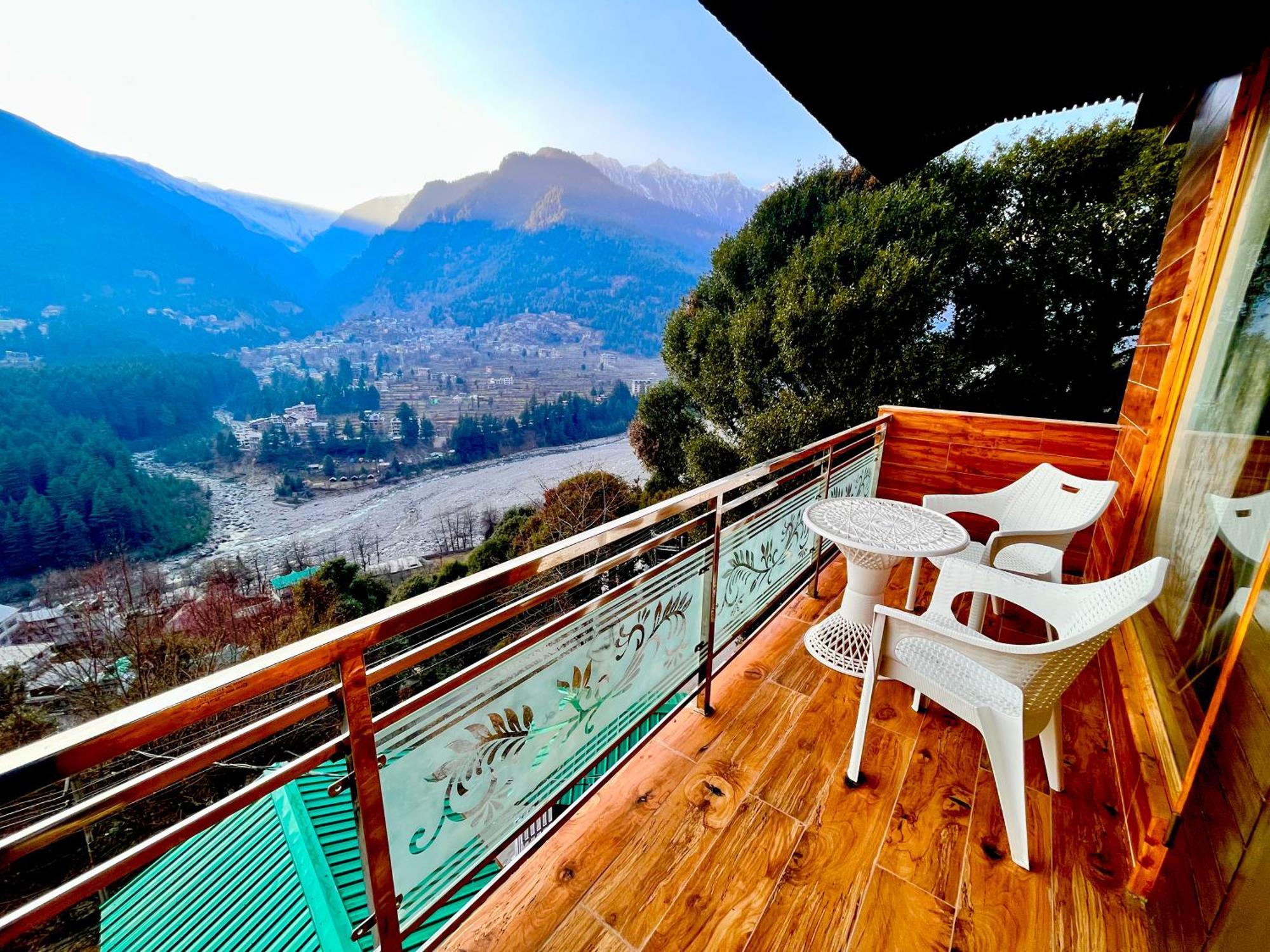 Naina Deventure Resort, Manali - Premium Rooms With Centrally Heated & Scenic View Dış mekan fotoğraf