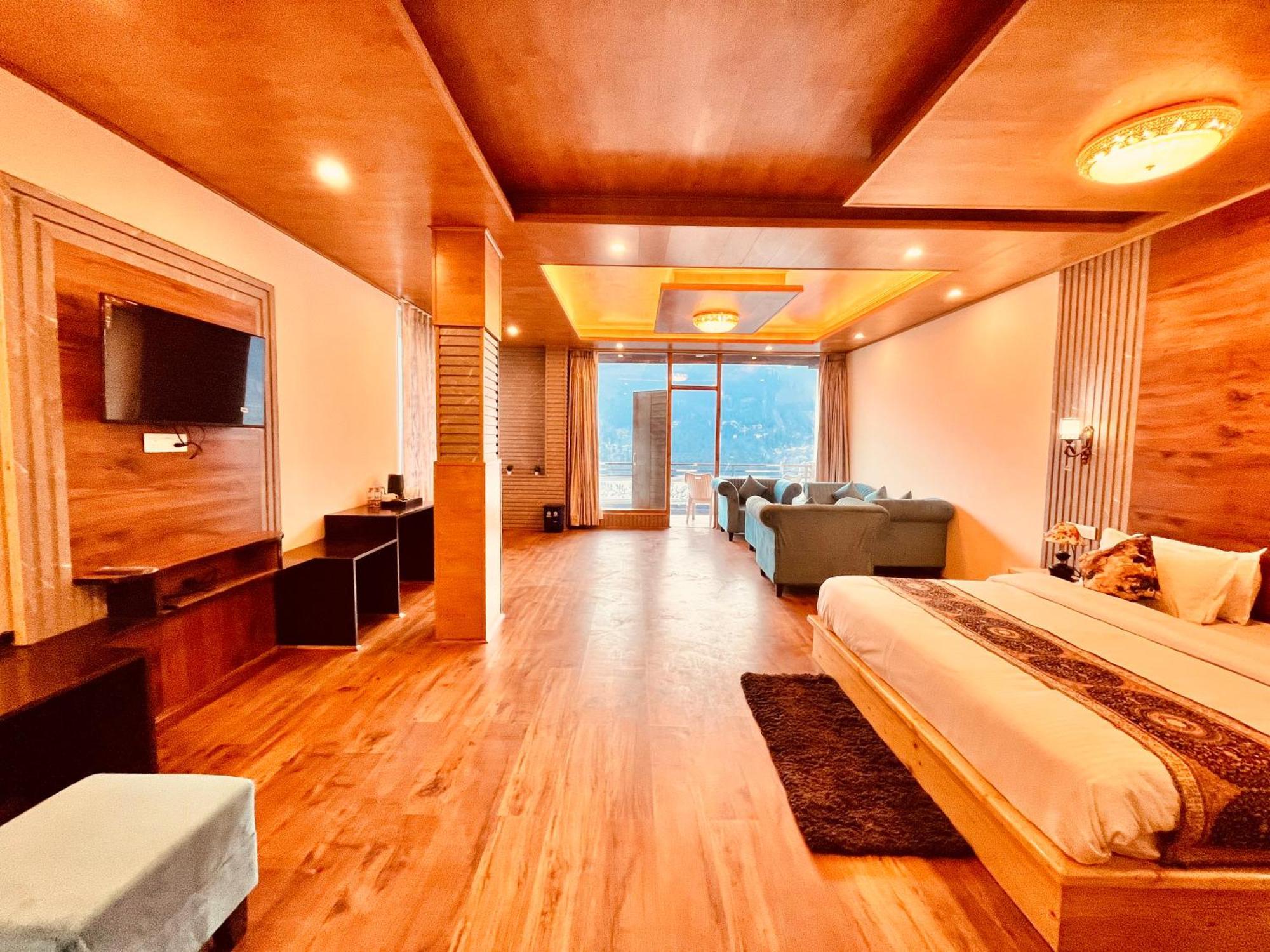 Naina Deventure Resort, Manali - Premium Rooms With Centrally Heated & Scenic View Dış mekan fotoğraf