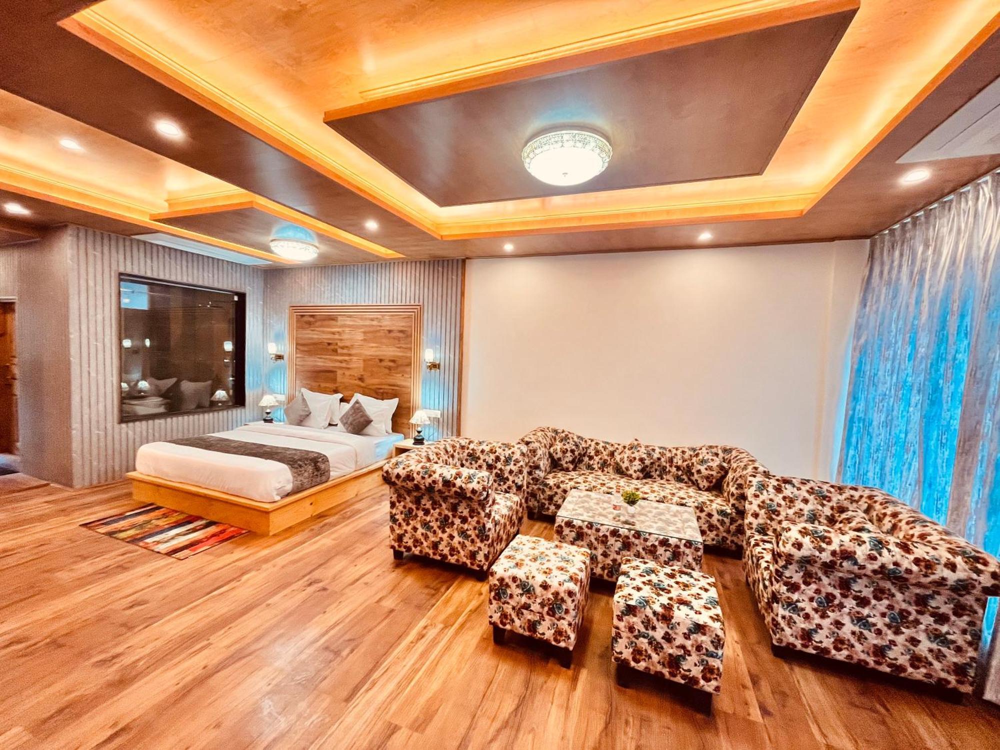 Naina Deventure Resort, Manali - Premium Rooms With Centrally Heated & Scenic View Dış mekan fotoğraf