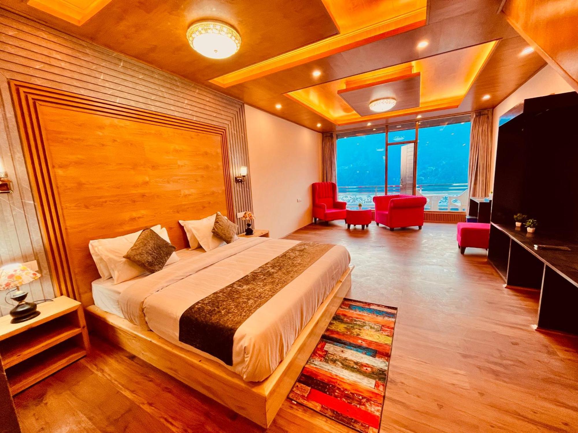 Naina Deventure Resort, Manali - Premium Rooms With Centrally Heated & Scenic View Dış mekan fotoğraf