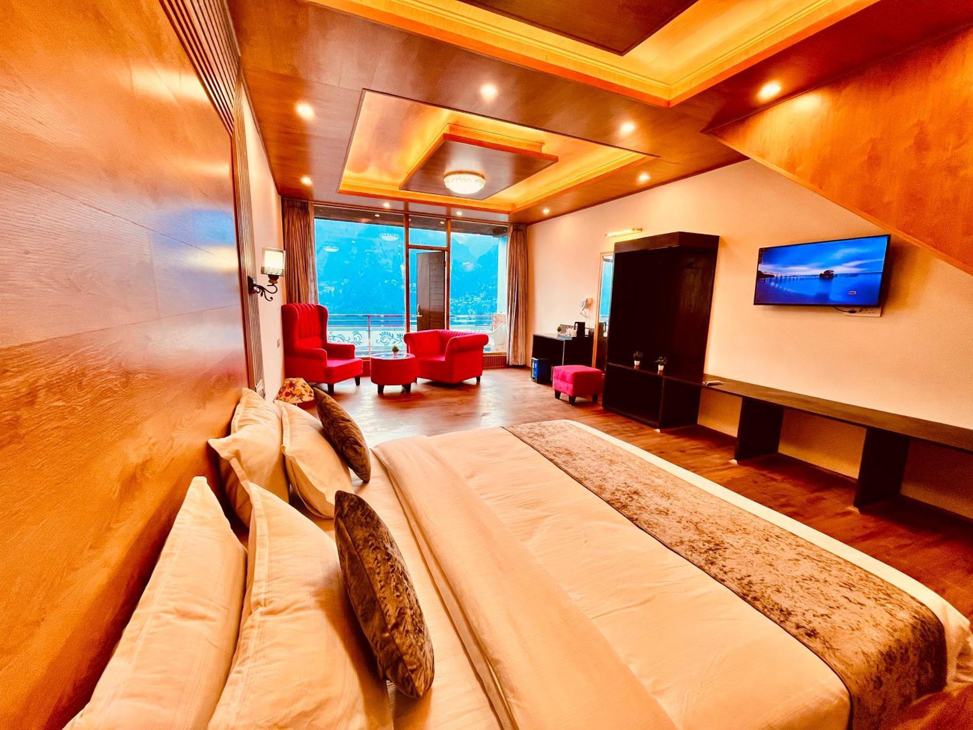 Naina Deventure Resort, Manali - Premium Rooms With Centrally Heated & Scenic View Dış mekan fotoğraf