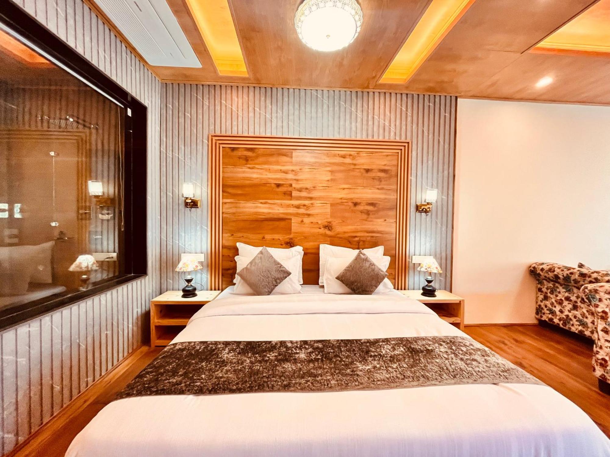 Naina Deventure Resort, Manali - Premium Rooms With Centrally Heated & Scenic View Dış mekan fotoğraf
