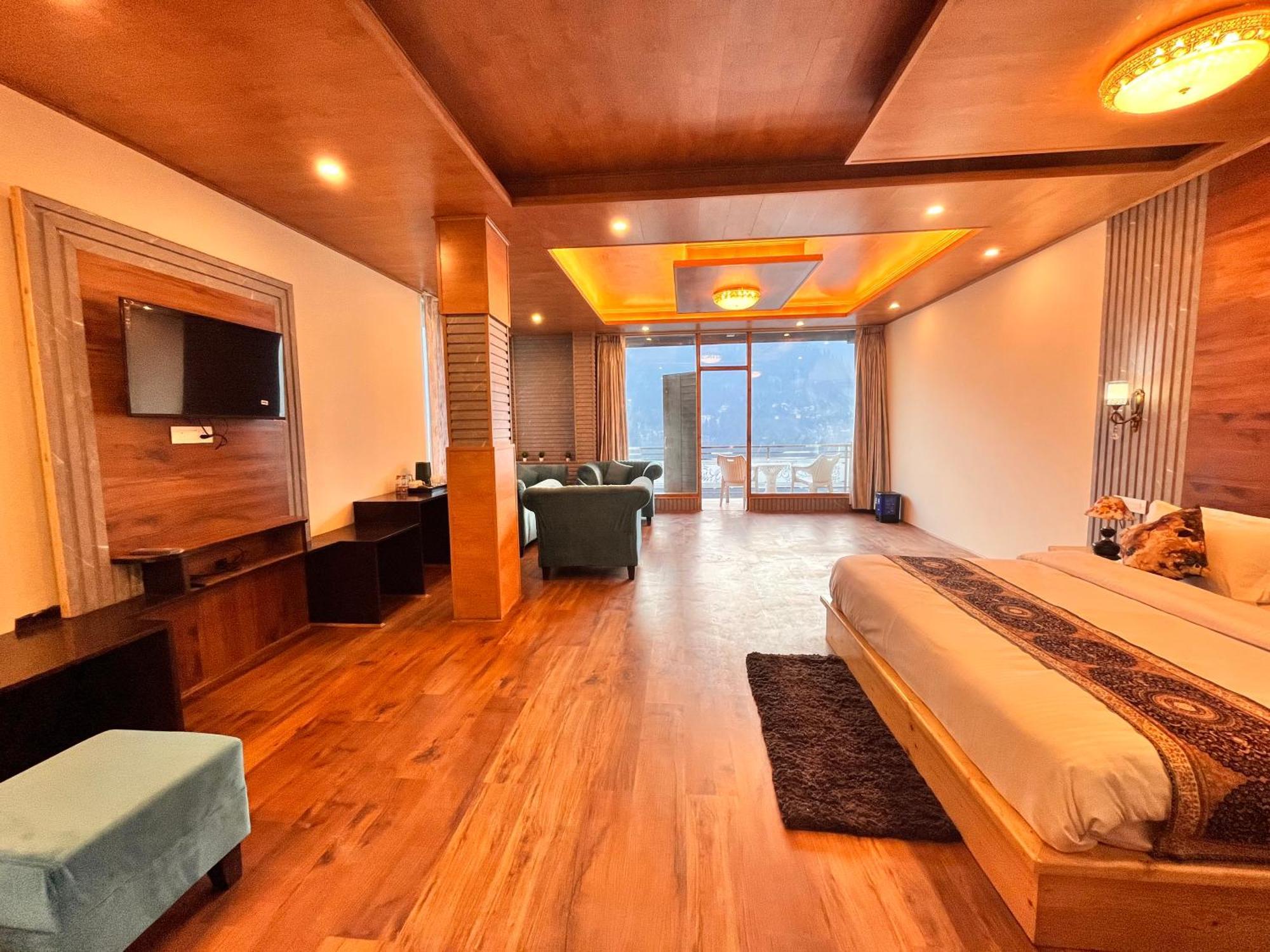 Naina Deventure Resort, Manali - Premium Rooms With Centrally Heated & Scenic View Dış mekan fotoğraf