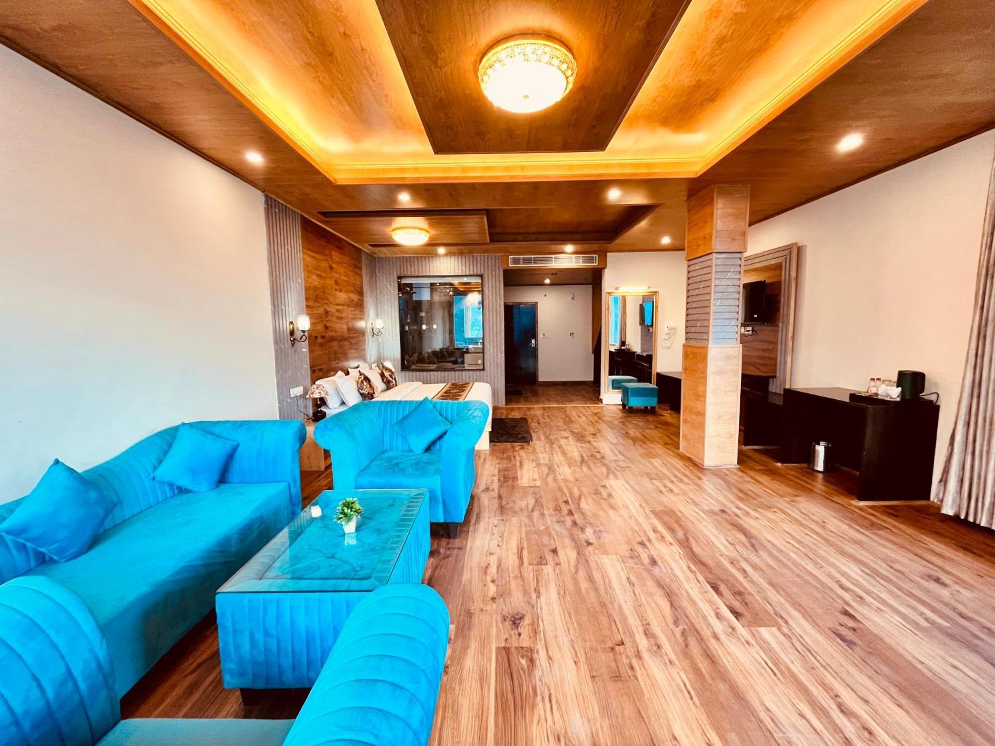 Naina Deventure Resort, Manali - Premium Rooms With Centrally Heated & Scenic View Dış mekan fotoğraf