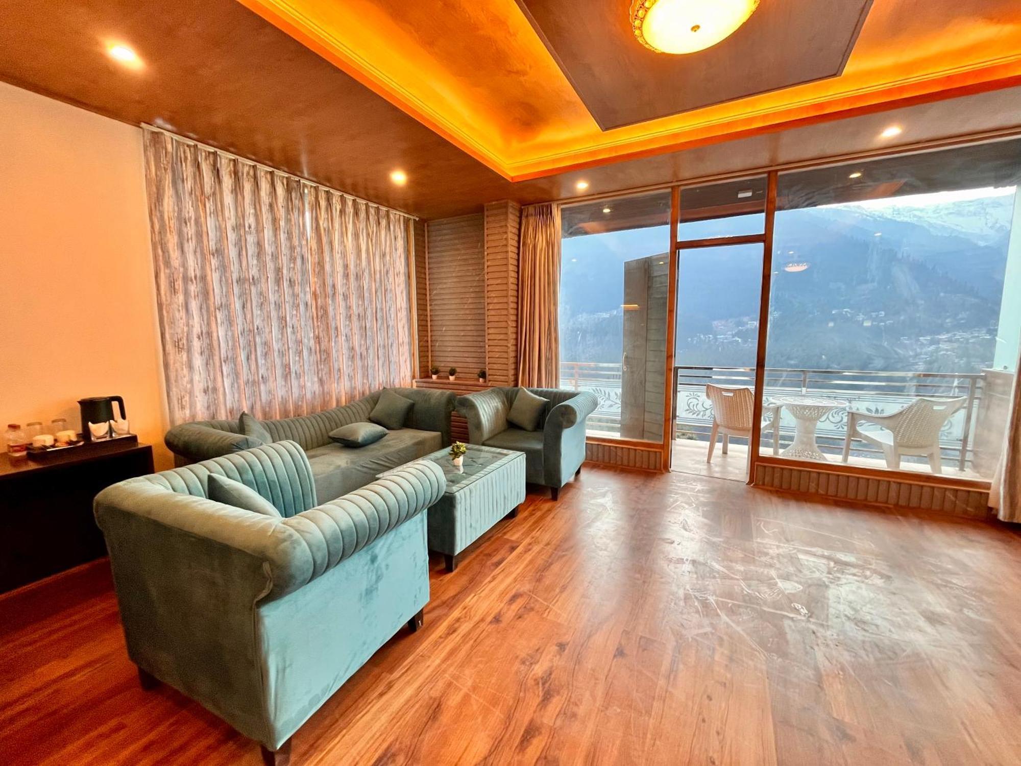 Naina Deventure Resort, Manali - Premium Rooms With Centrally Heated & Scenic View Dış mekan fotoğraf